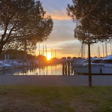 Floating House - Marina Pearl Lägenhet Portorož Exteriör bild