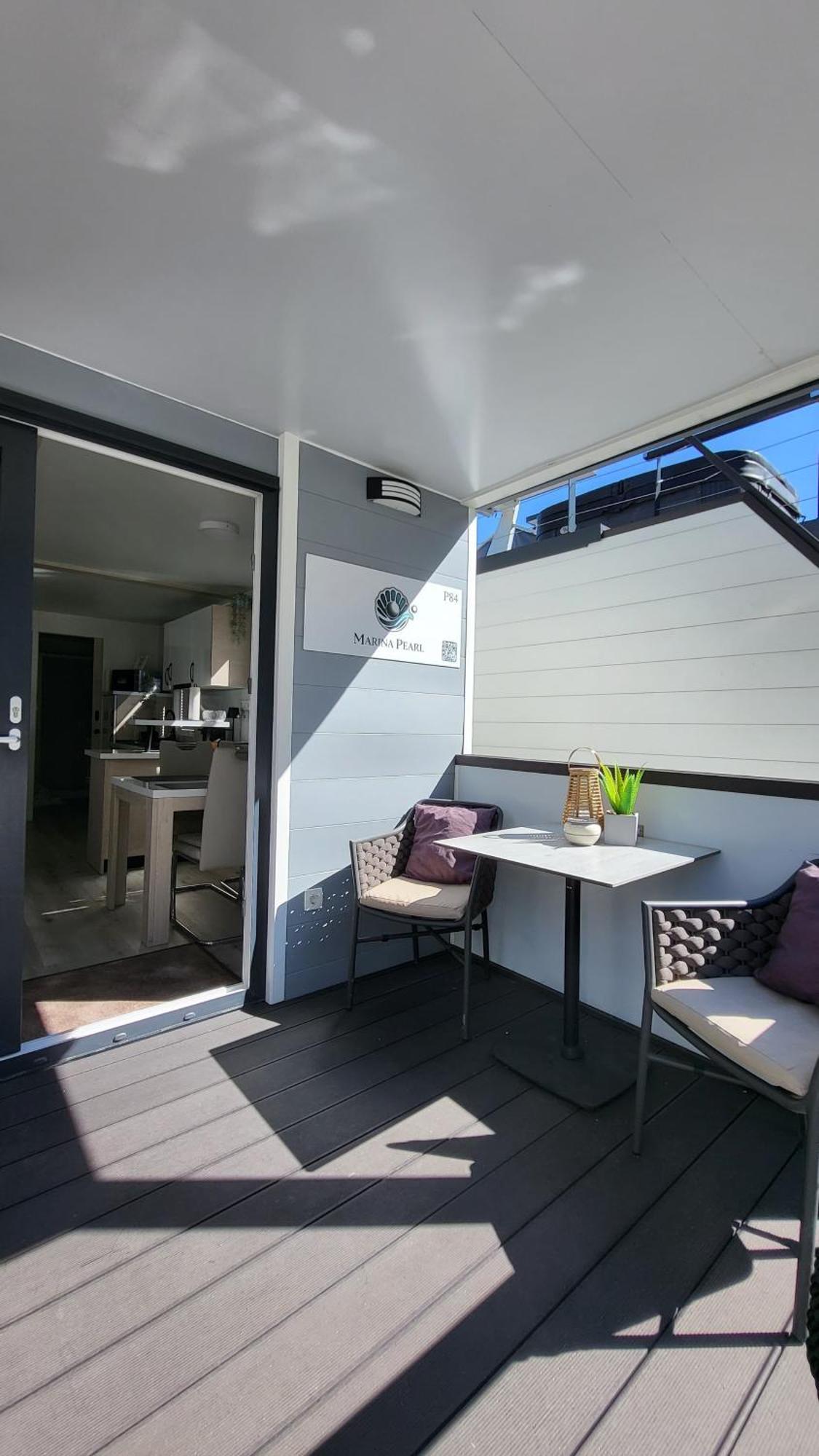 Floating House - Marina Pearl Lägenhet Portorož Exteriör bild