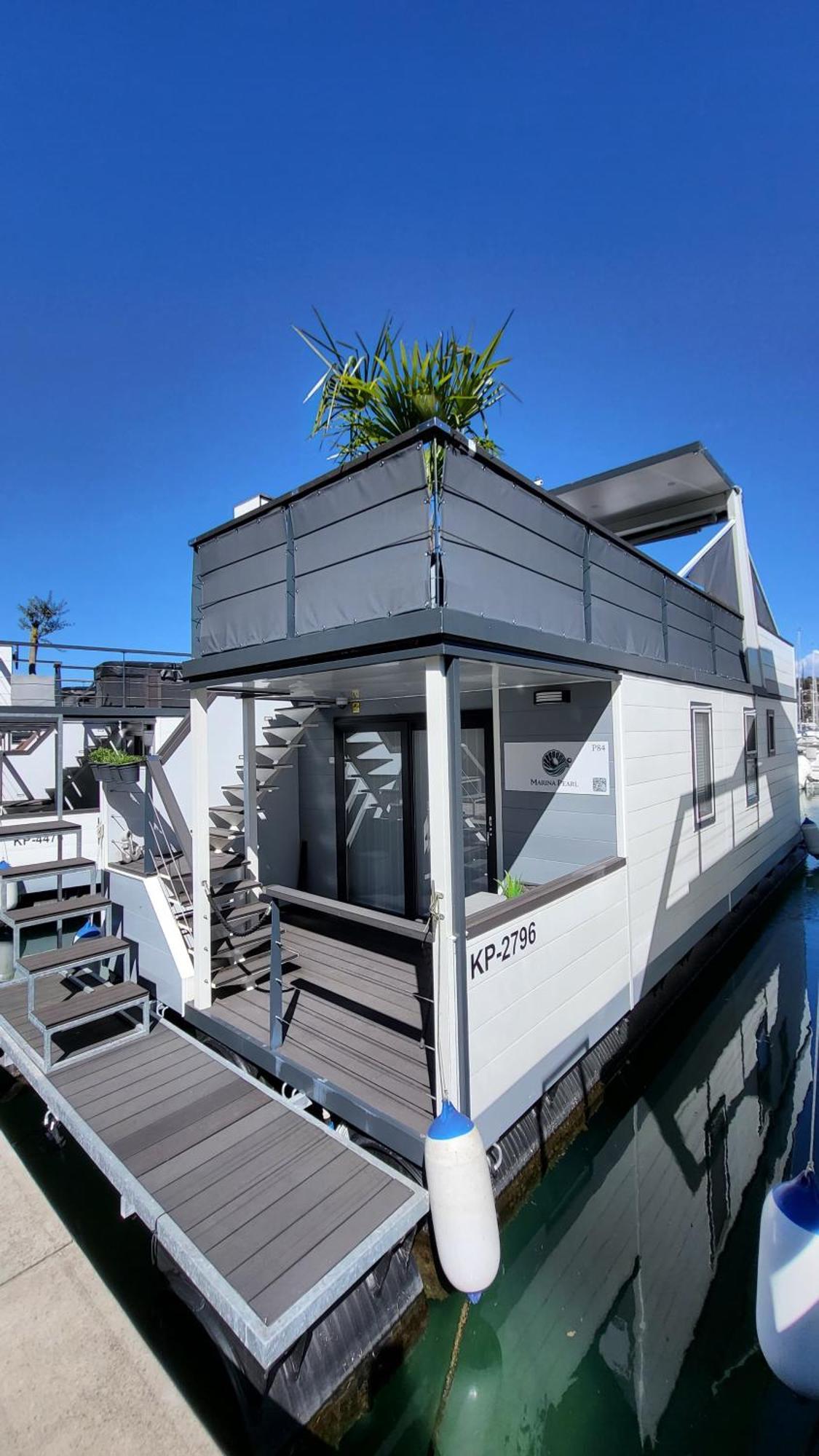 Floating House - Marina Pearl Lägenhet Portorož Exteriör bild