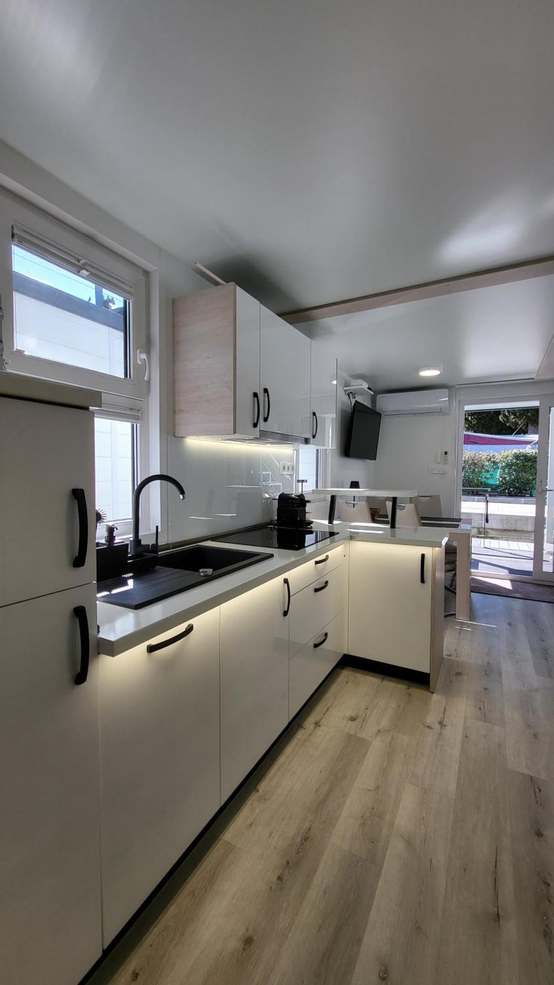 Floating House - Marina Pearl Lägenhet Portorož Exteriör bild